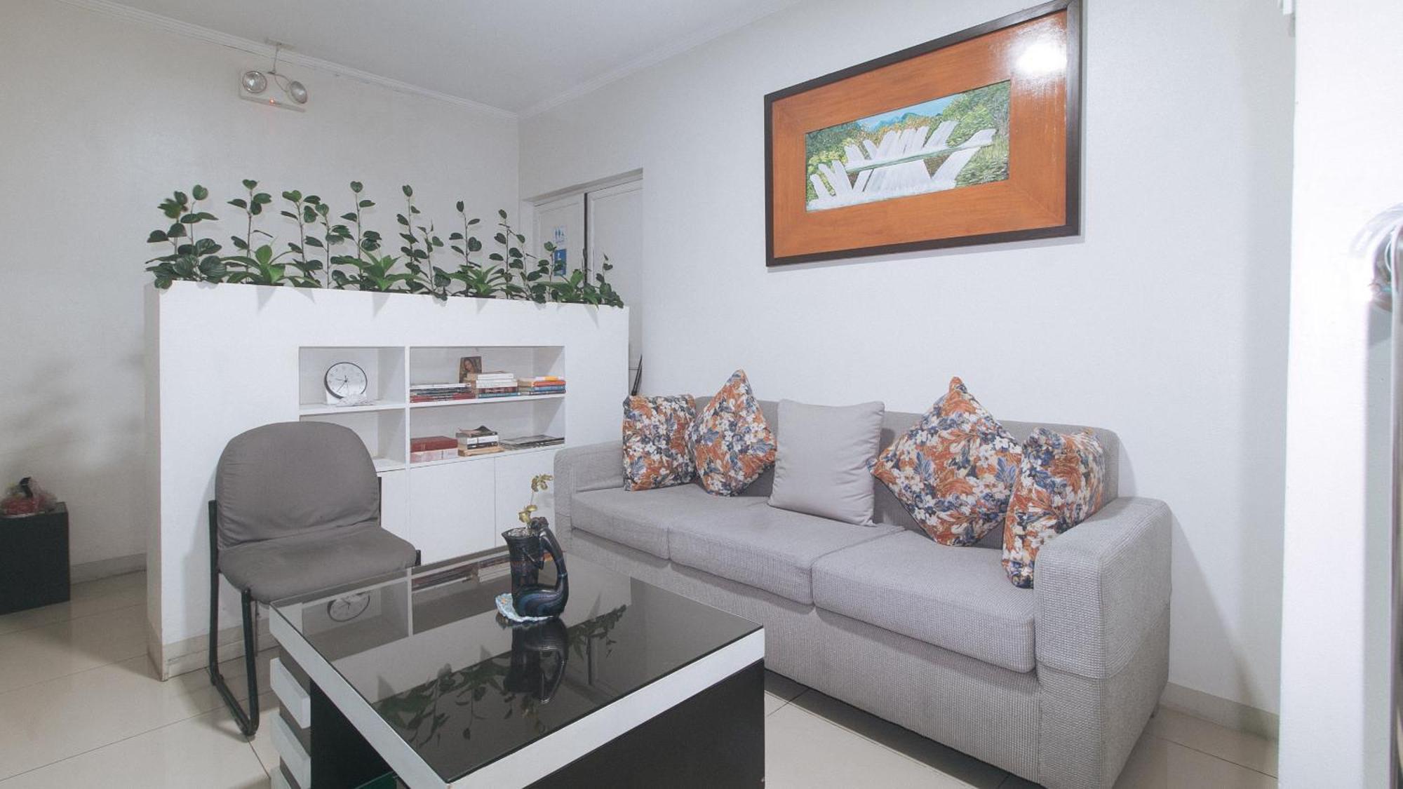 Rooms R Us - Evangelista Makati City Buitenkant foto